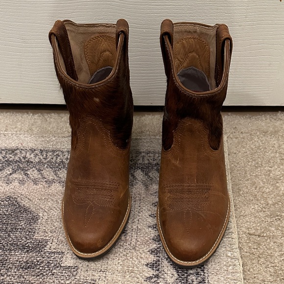 Other - Women’s Horsehair Cowboy Boots. Only worn once bought in Nashville TN